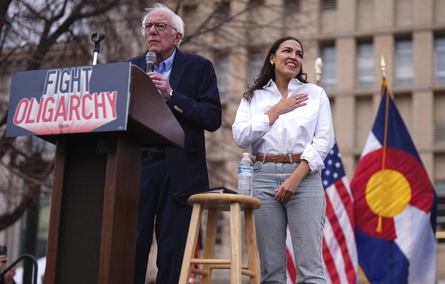 Bernie Sanders Tour: A Movement That Keeps Inspiring America Bernie Sanders Tour